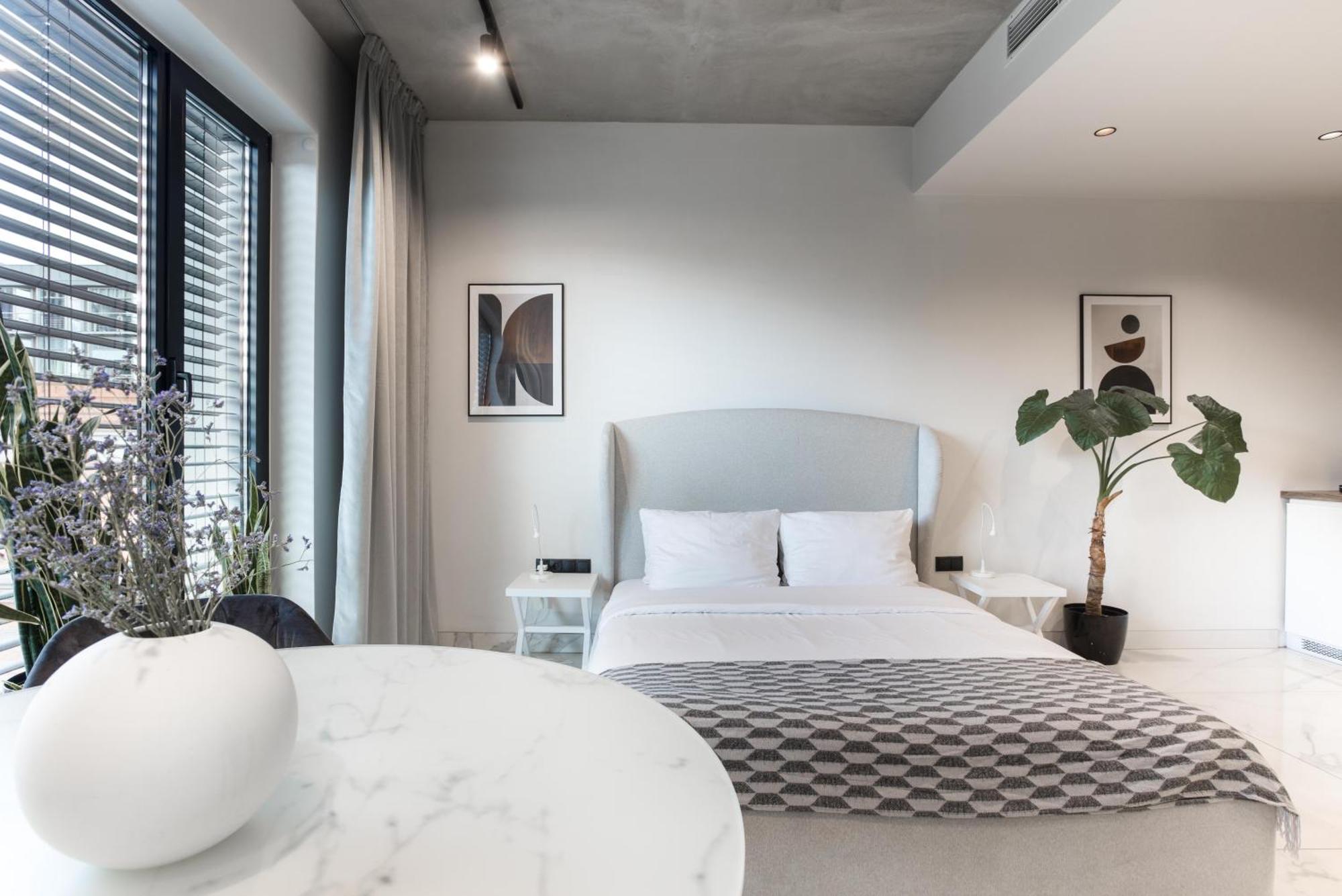 Centro Design Apartments - Polwiejska พอซนาน ภายนอก รูปภาพ