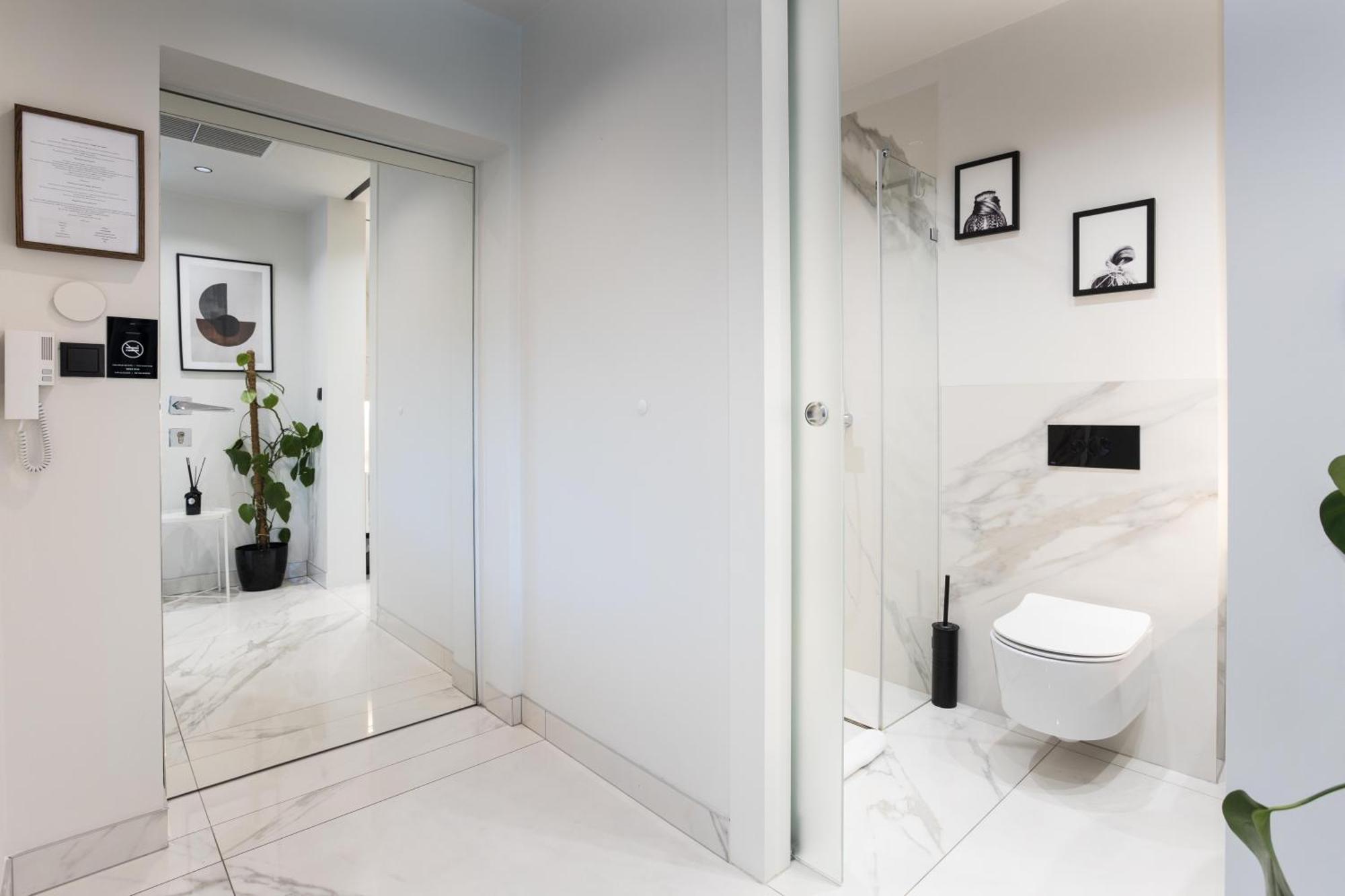 Centro Design Apartments - Polwiejska พอซนาน ภายนอก รูปภาพ