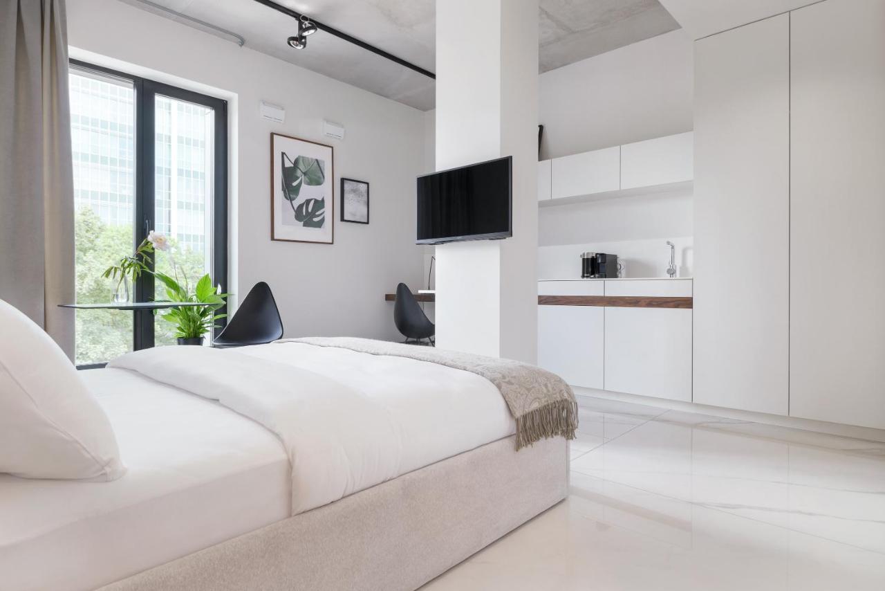 Centro Design Apartments - Polwiejska พอซนาน ภายนอก รูปภาพ