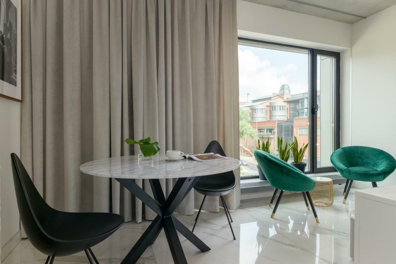 Centro Design Apartments - Polwiejska พอซนาน ภายนอก รูปภาพ